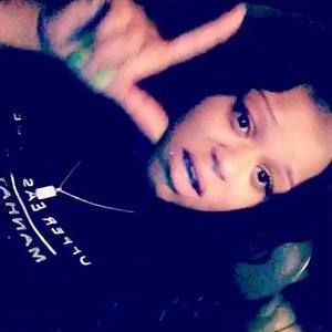 Meet your Posher, Demesha